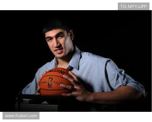 坎特的篮球旅程:从天赋少年到NBA巨星的奋斗与荣耀 坎特的篮球旅程:从天赋少年到NBA巨星的奋斗与荣耀