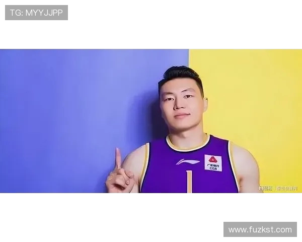 李根的篮球之路：从青涩少年到CBA明星的奋斗历程与心路历程