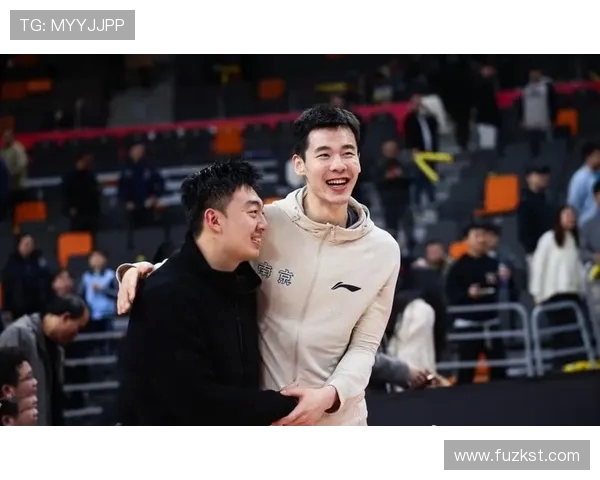 郭昊文的篮球之路:从青涩少年到职业球员的成长故事与奋斗历程