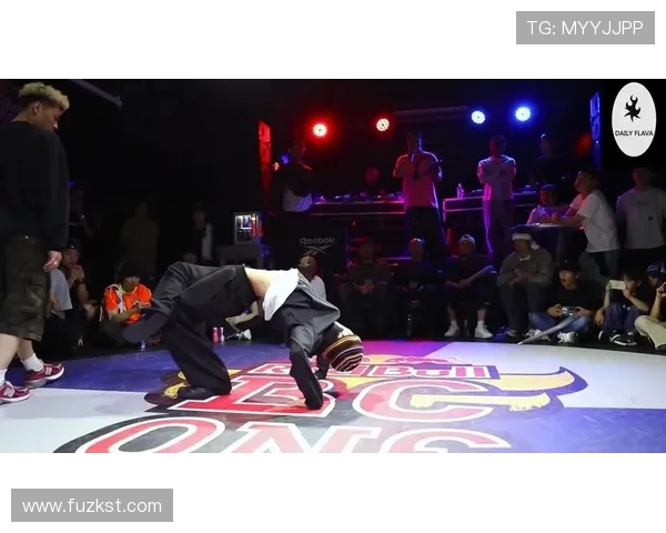 重庆街舞队创新高荣获全国街舞比赛排名第一的辉煌成就